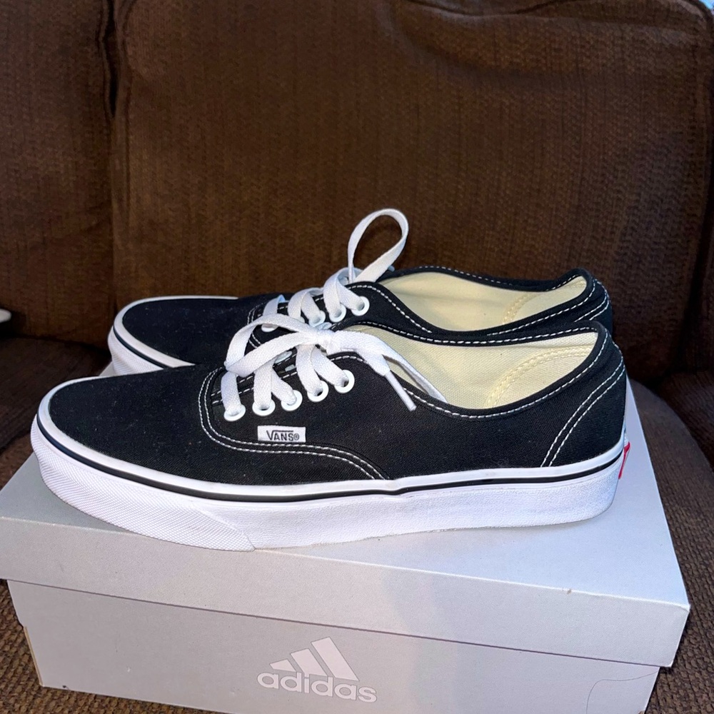 Vans Era shoes